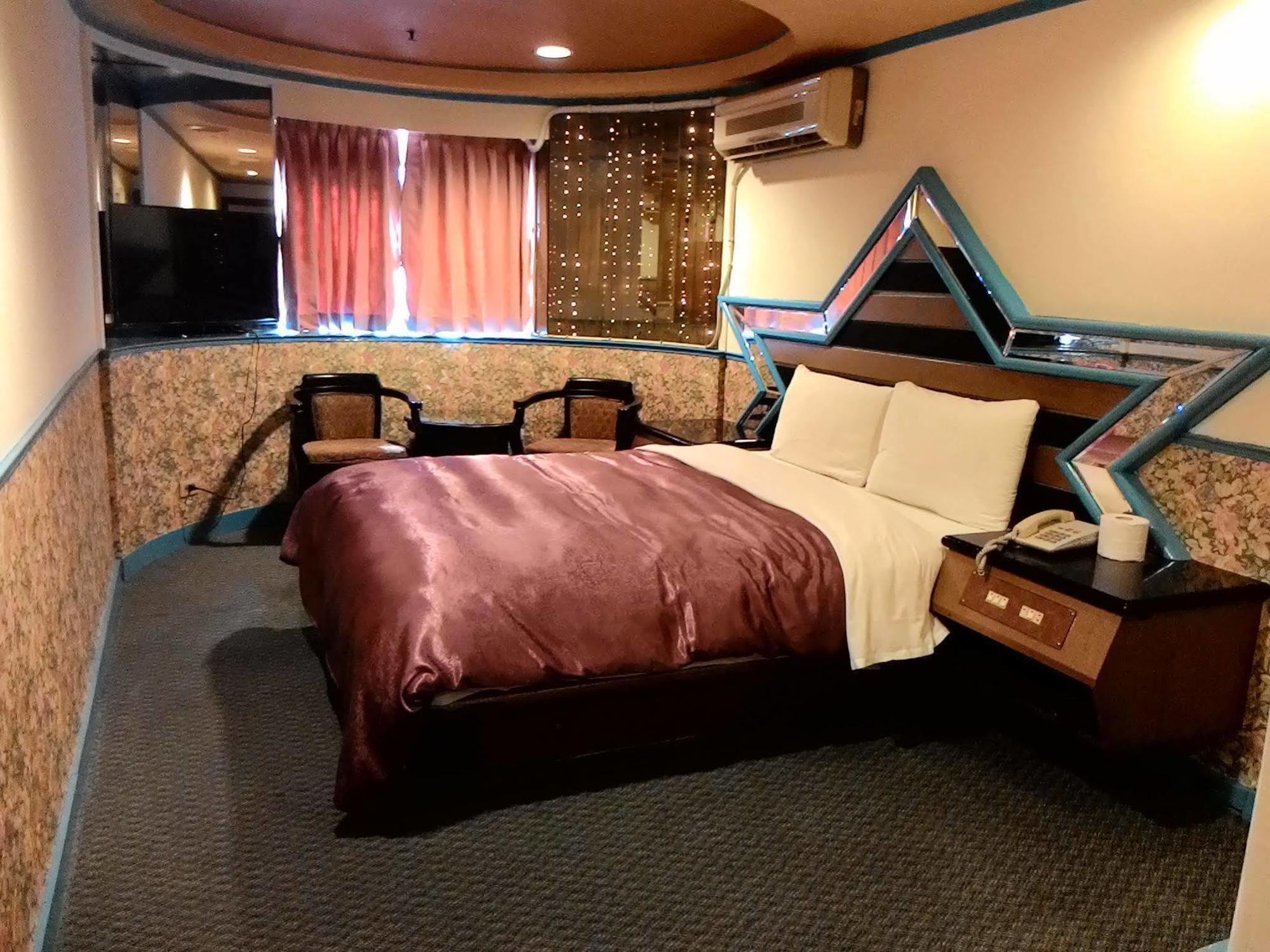 Ti Hwa Hotel Тайбей Екстер'єр фото
